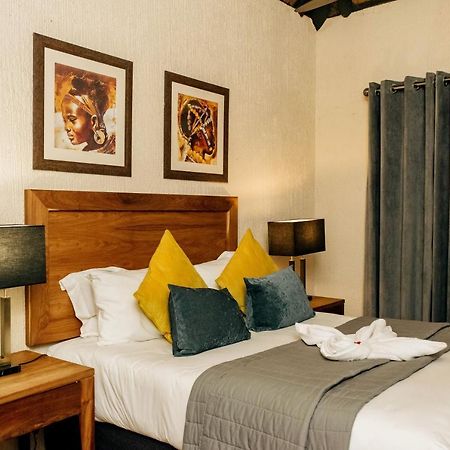 Inyamatane Luxury Lodge Хейзивю Екстериор снимка
