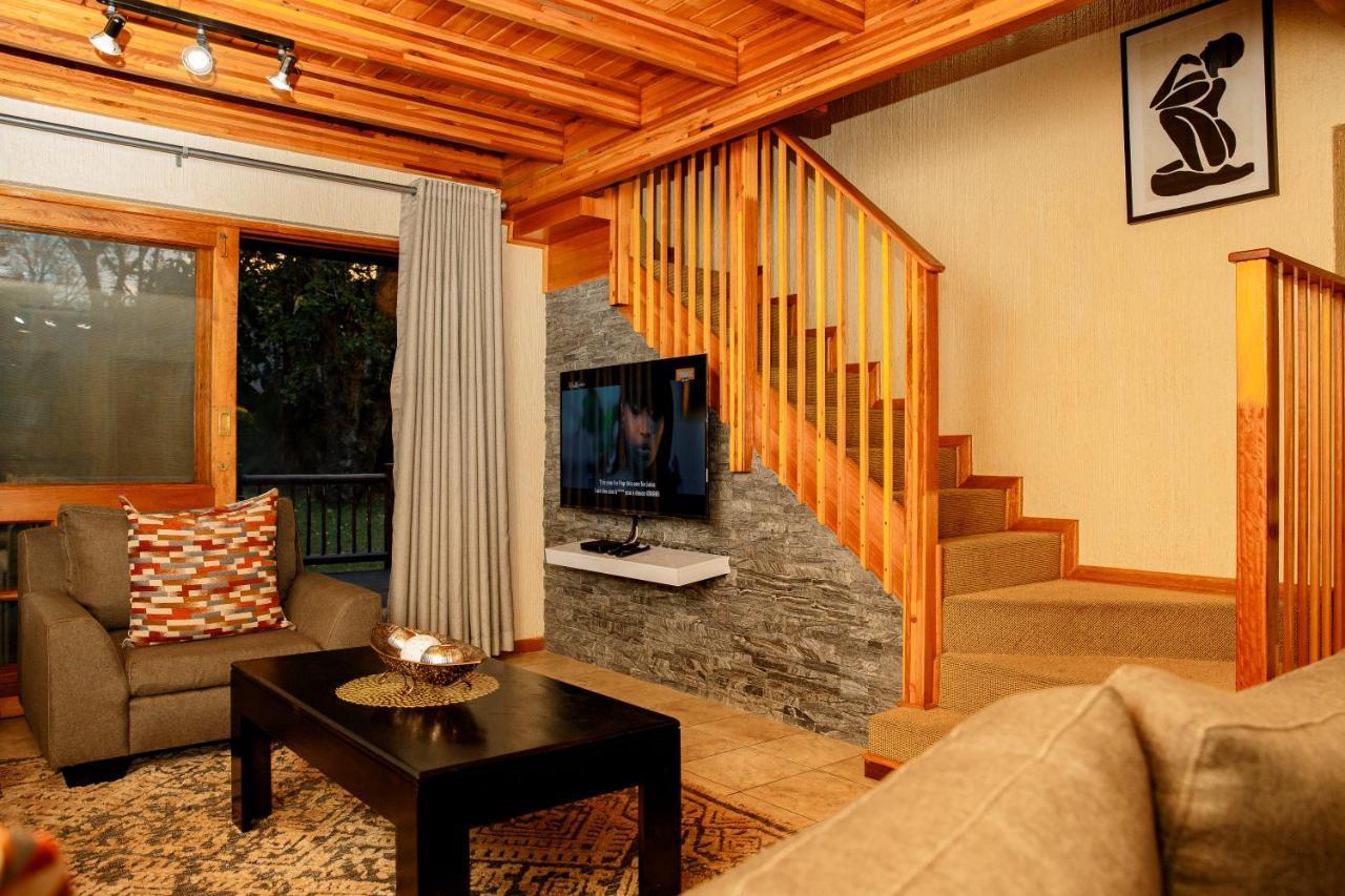 Inyamatane Luxury Lodge Хейзивю Екстериор снимка